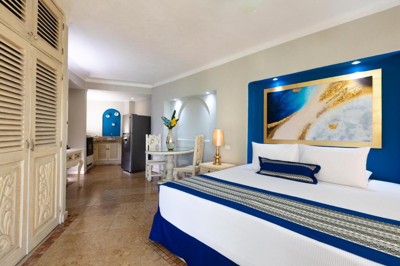Blue Chairs Beachfront Resort Puerto Vallarta - Adults Only Dış mekan fotoğraf