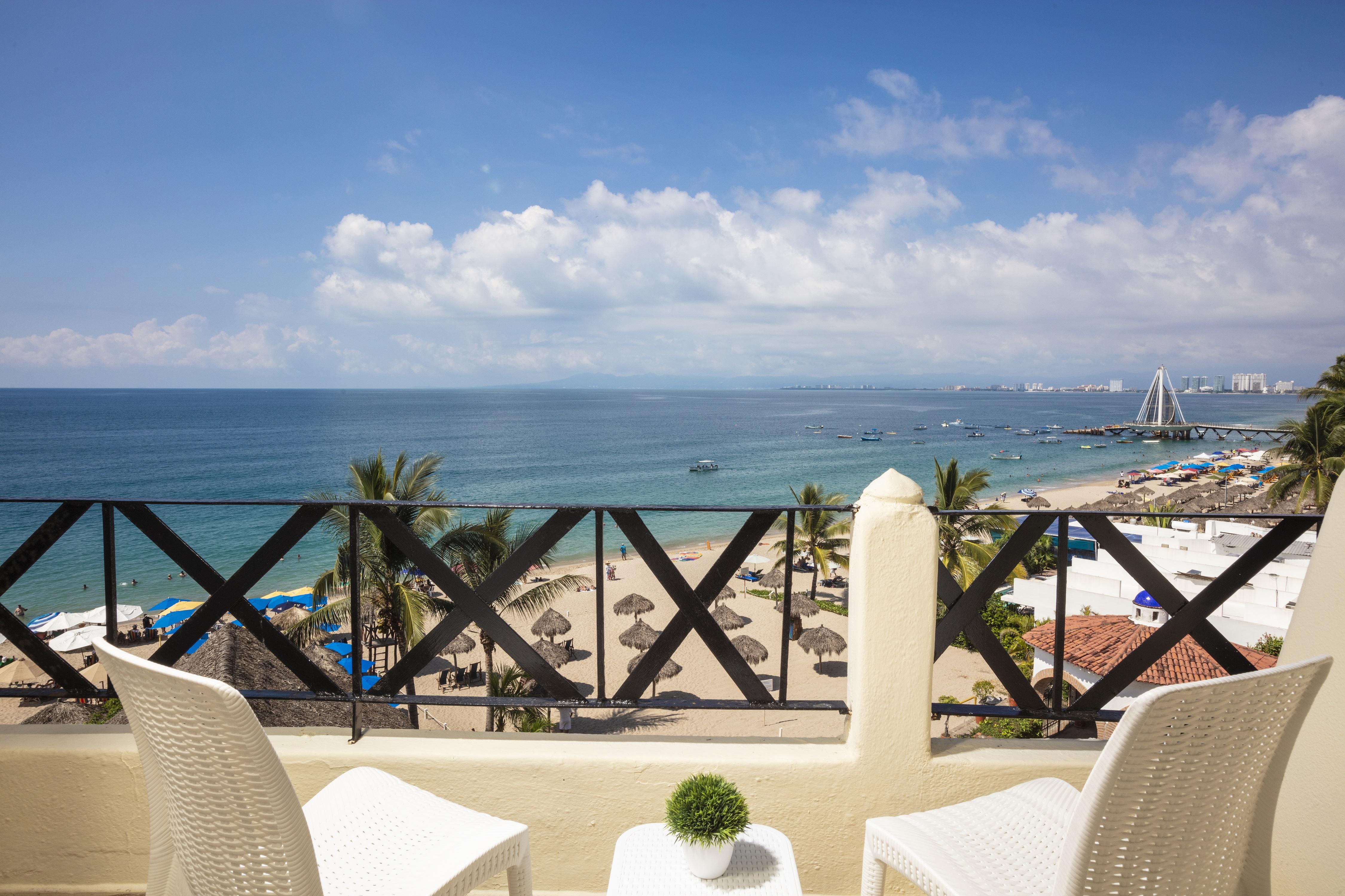 Blue Chairs Beachfront Resort Puerto Vallarta - Adults Only Dış mekan fotoğraf